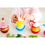 CUPCAKES pasticcini HAPE gioco di imitazione IN LEGNO cucina 18 PEZZI candela frutta wafer E3157 età 3+