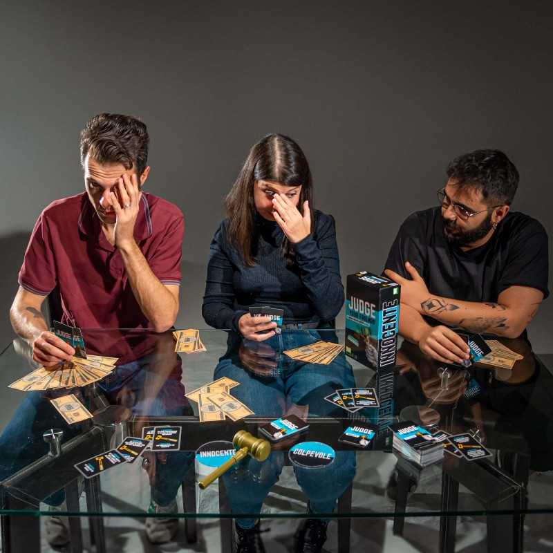 Judge Your Friends - Party Game di Bluff e Deduzione