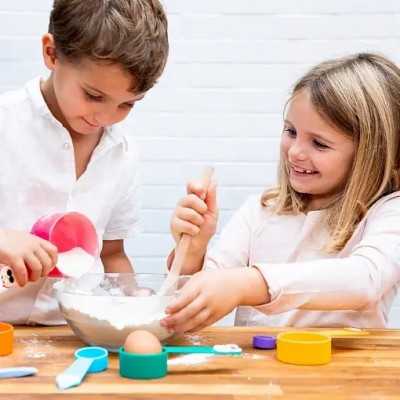 KIT DI 6 MISURINI measuring cups MISURARE GLI INGREDIENTI per bambini  CHEFCLUB cucina KIDS età 4+